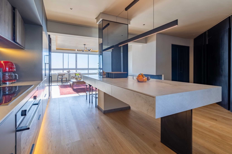 2 Bedroom Property for Sale in Sea Point Western Cape